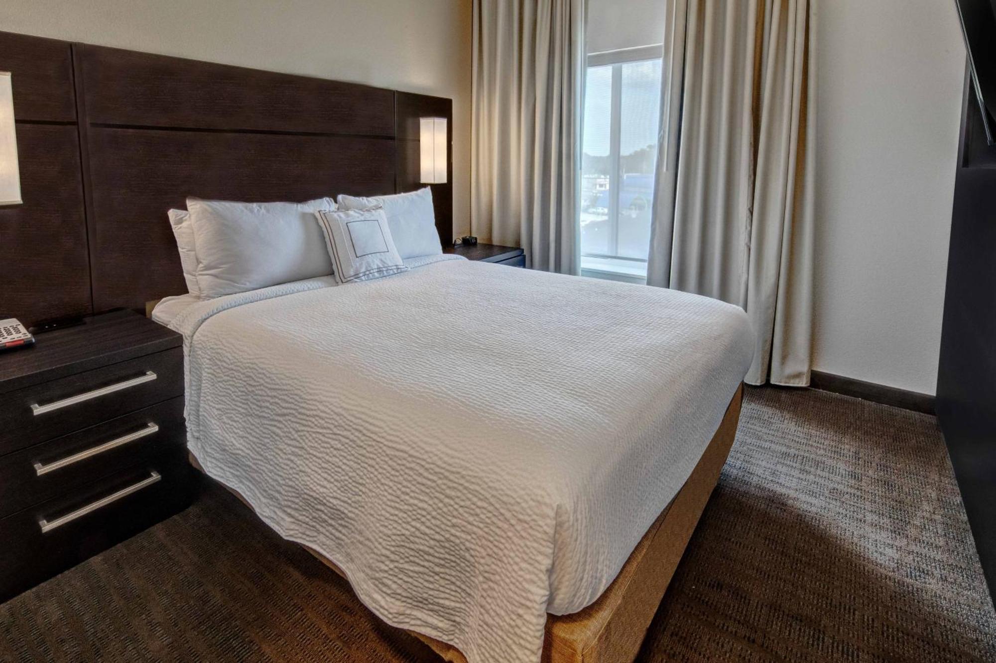 Residence Inn By Marriott Tulsa Midtown Eksteriør billede